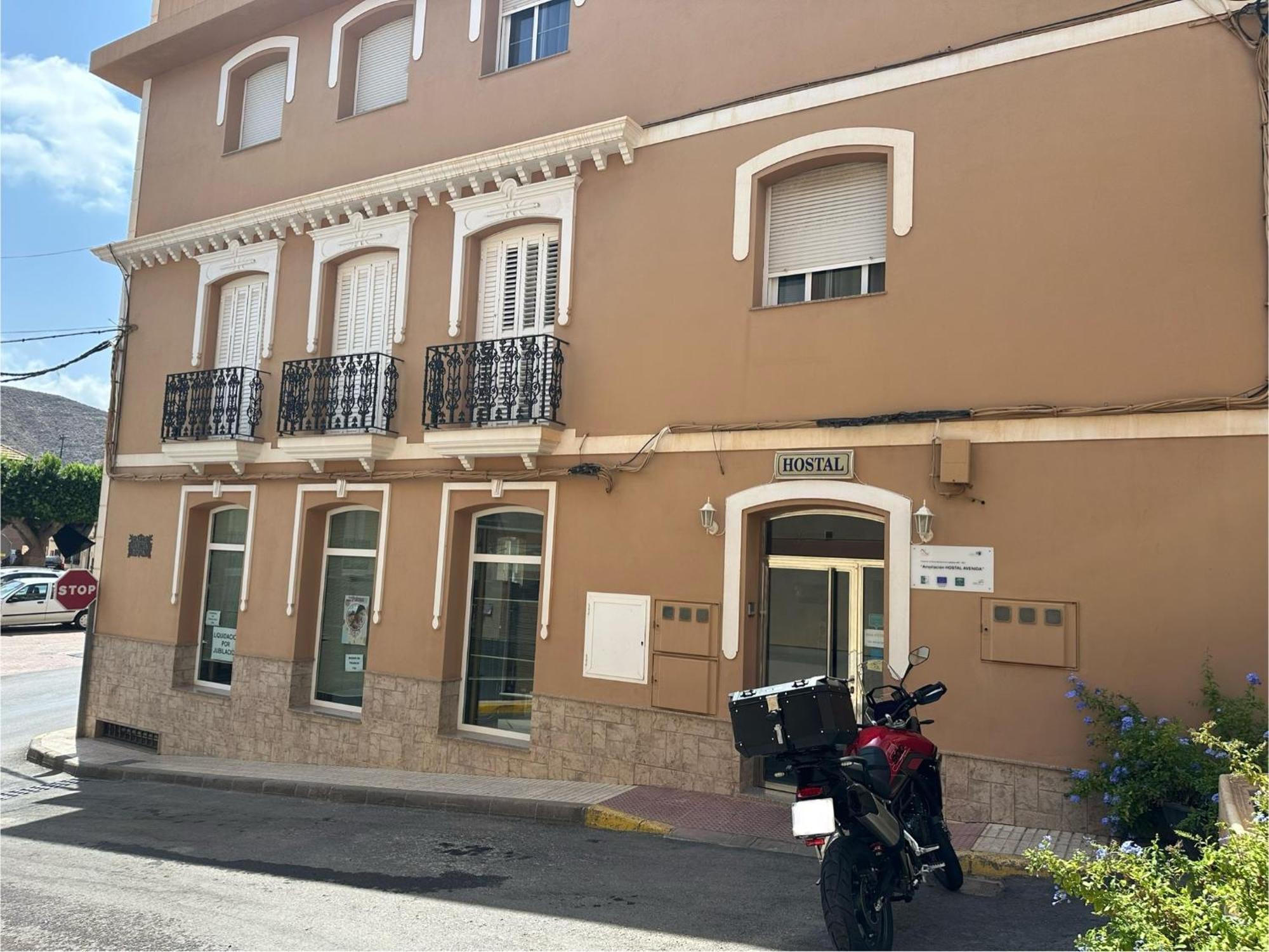 Hostal Avenida Tabernas Eksteriør bilde