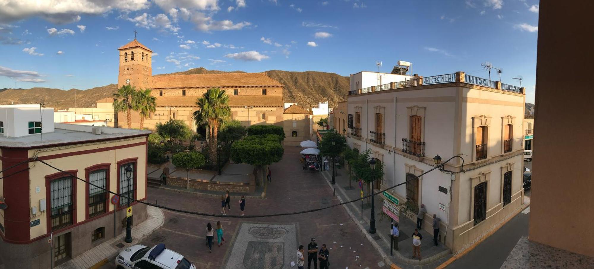 Hostal Avenida Tabernas Eksteriør bilde