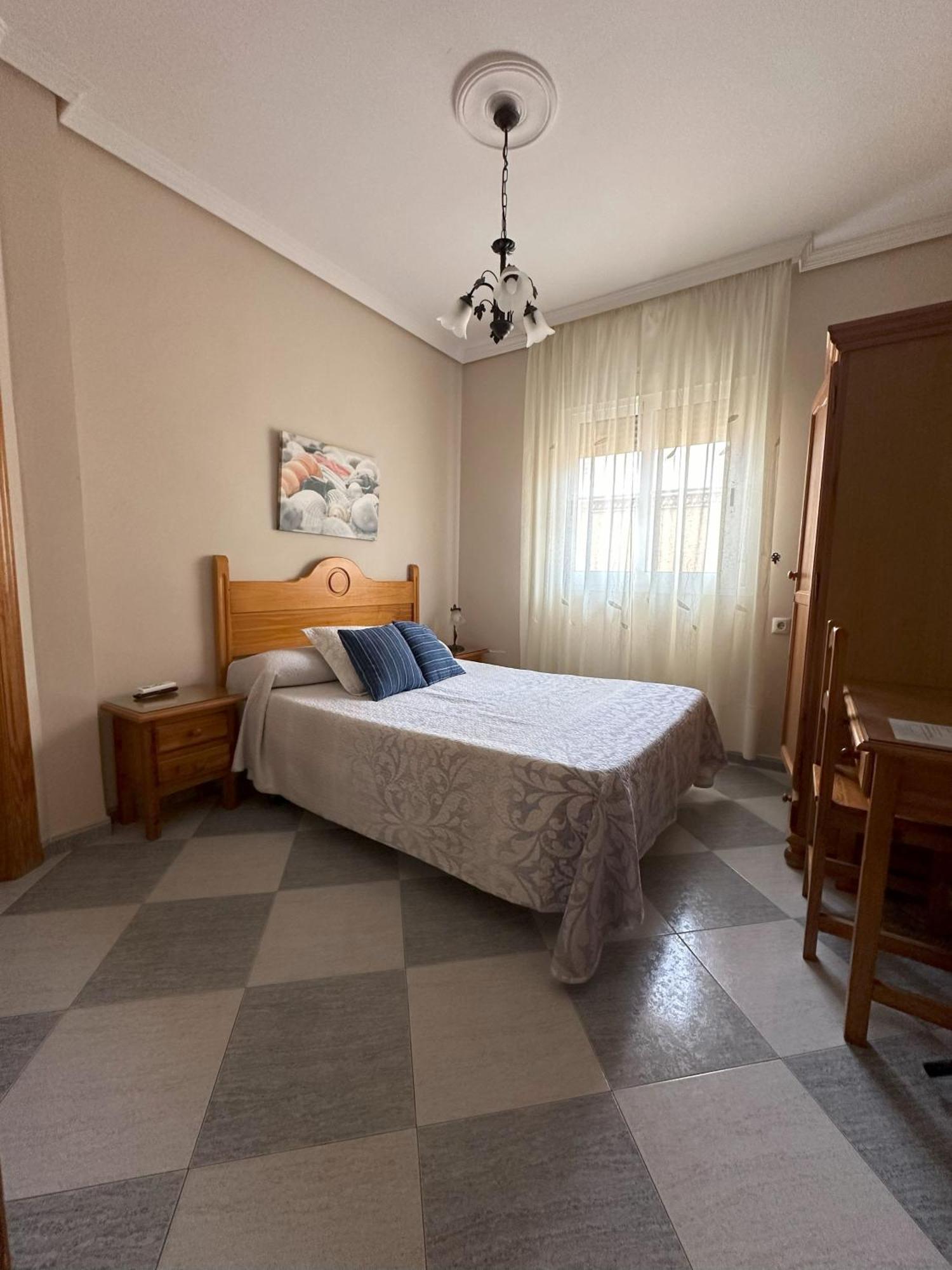 Hostal Avenida Tabernas Eksteriør bilde